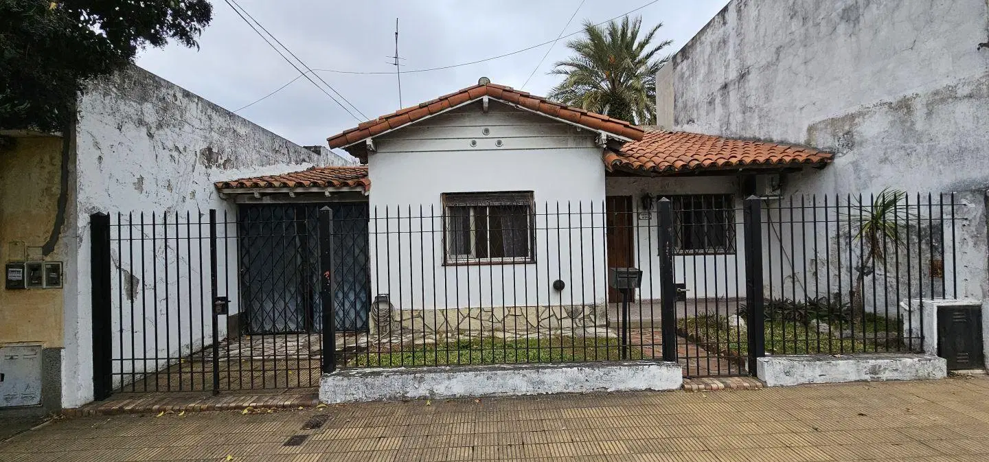 Venta de Casa 5 Ambientes en Martínez 1