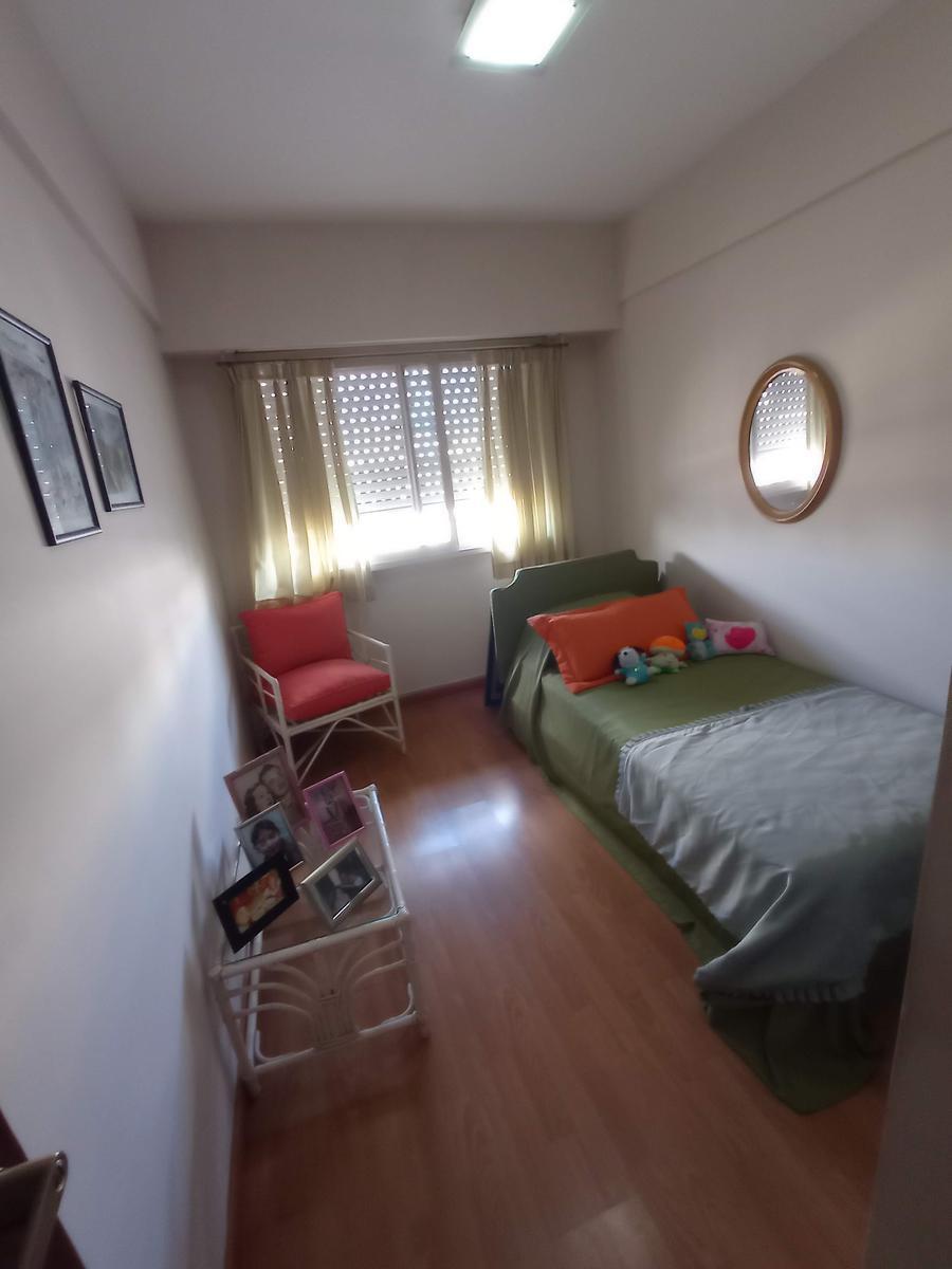 Departamento en Flores 4