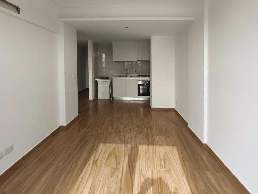 VENTA Departamento tres ambientes en Flores