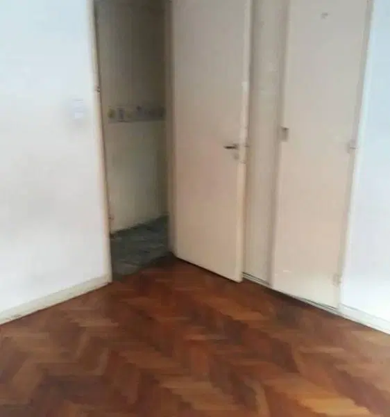 4 AMBIENTES EN ALQUILER, BALCON A LA CALLE,CERCA DE RIVADAVIA, 4