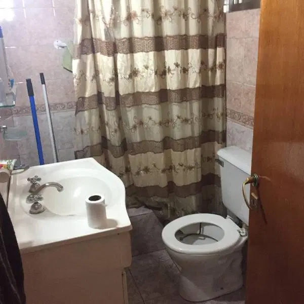 EXCELENTE CASA EN ALQUILER 2 PLANTAS CON TERRAZA IMPECABLE 4