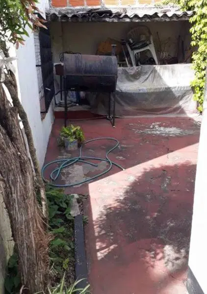 PH CASA DE 200MTS CON PATIO Y JARDIN 4 AMBIENTES SIN EXPENSAS 2
