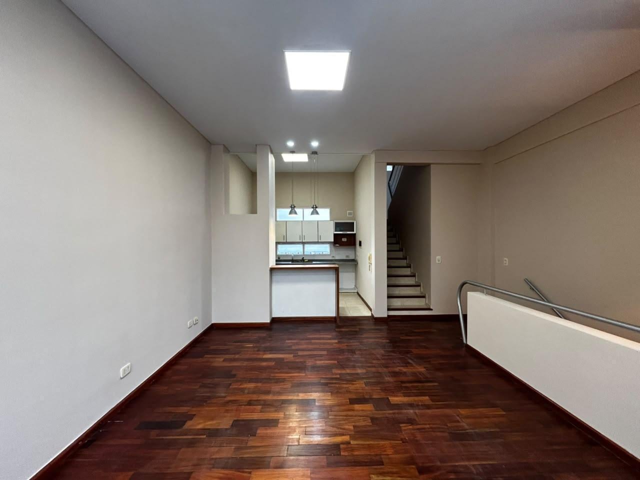 Foto de Venta PH 3 ambientes con terraza y cochera en Villa Devoto, imagen 1
