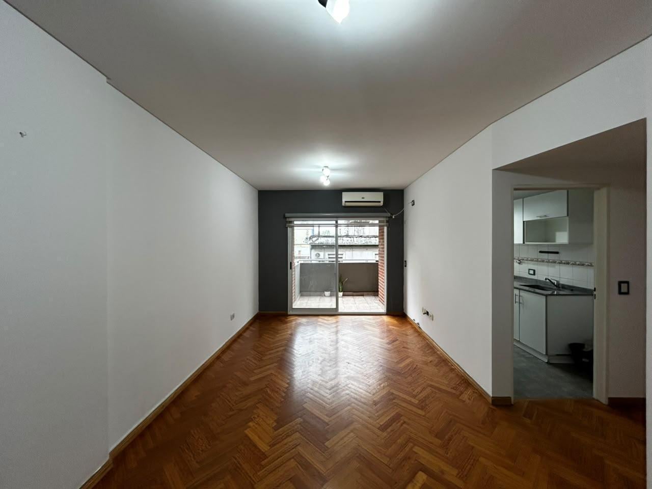 Foto de ALQUILER Departamento dos ambientes en Almagro, imagen 1