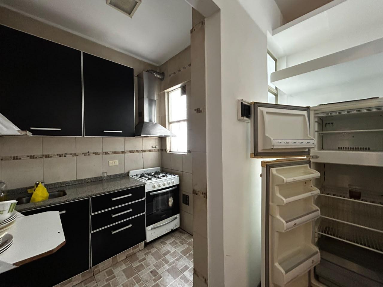 Foto de VENTA Departamento 3 ambientes en Balvanera, imagen 5