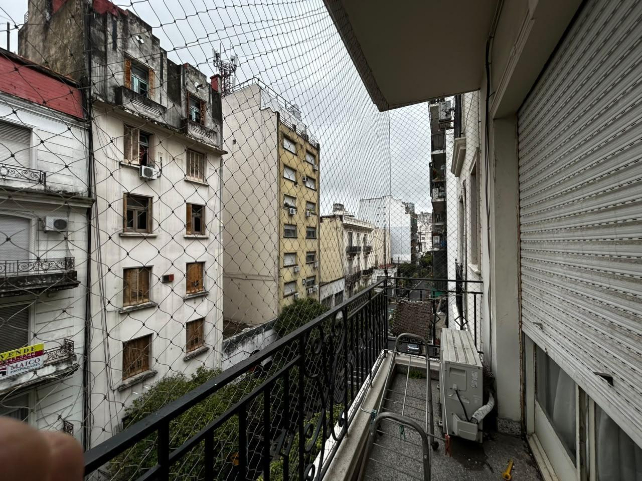 Foto de VENTA Departamento 3 ambientes en Balvanera, imagen 3