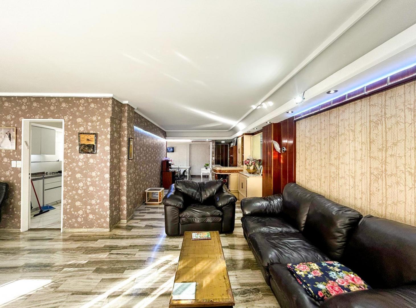 Foto de VENTA Departamento en Balvanera, imagen 4