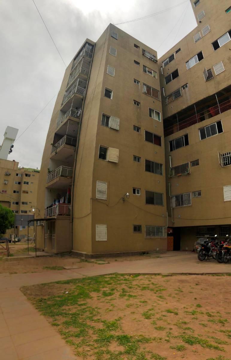 Mariano Acosta 3500/ Departamento 5 Ambientes/ 2 Baños/ 120 m², U$s 60.000 3