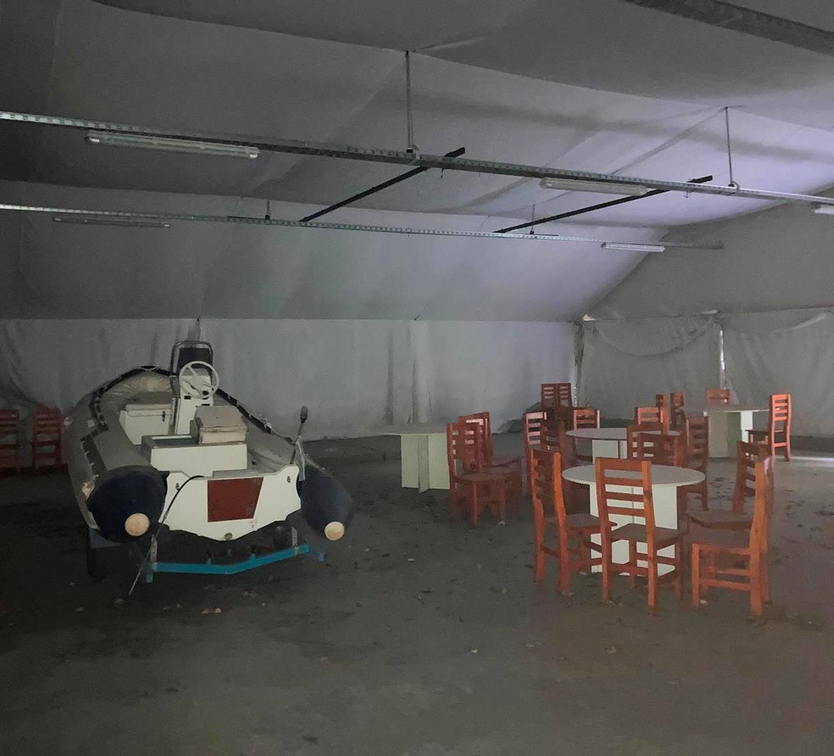 Terreno con Carpa Para Eventos /grahan Bell 2700/moreno/1300 m² U$s 60.000 2