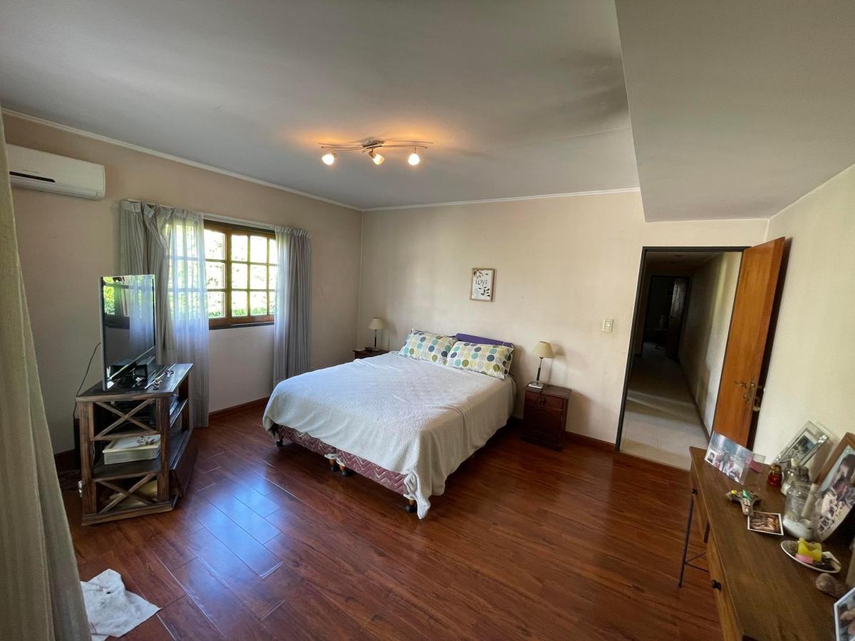Casa Baldomero Fernandez 3100/ 2 Plantas/ 7 Ambientes/ Cochera, Jardín, Parrilla 4