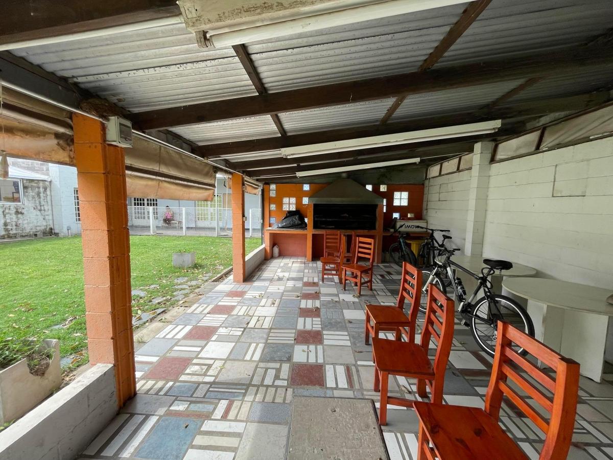 Casa Quinta Belgrano 2500 / Terreno de 1400 m² / Construidos 300 m², Pileta 5