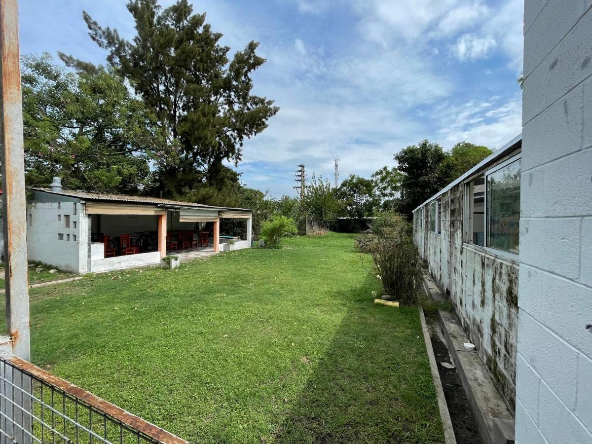 Casa Quinta Belgrano 2500 / Terreno de 1400 m² / Construidos 300 m², Pileta 3