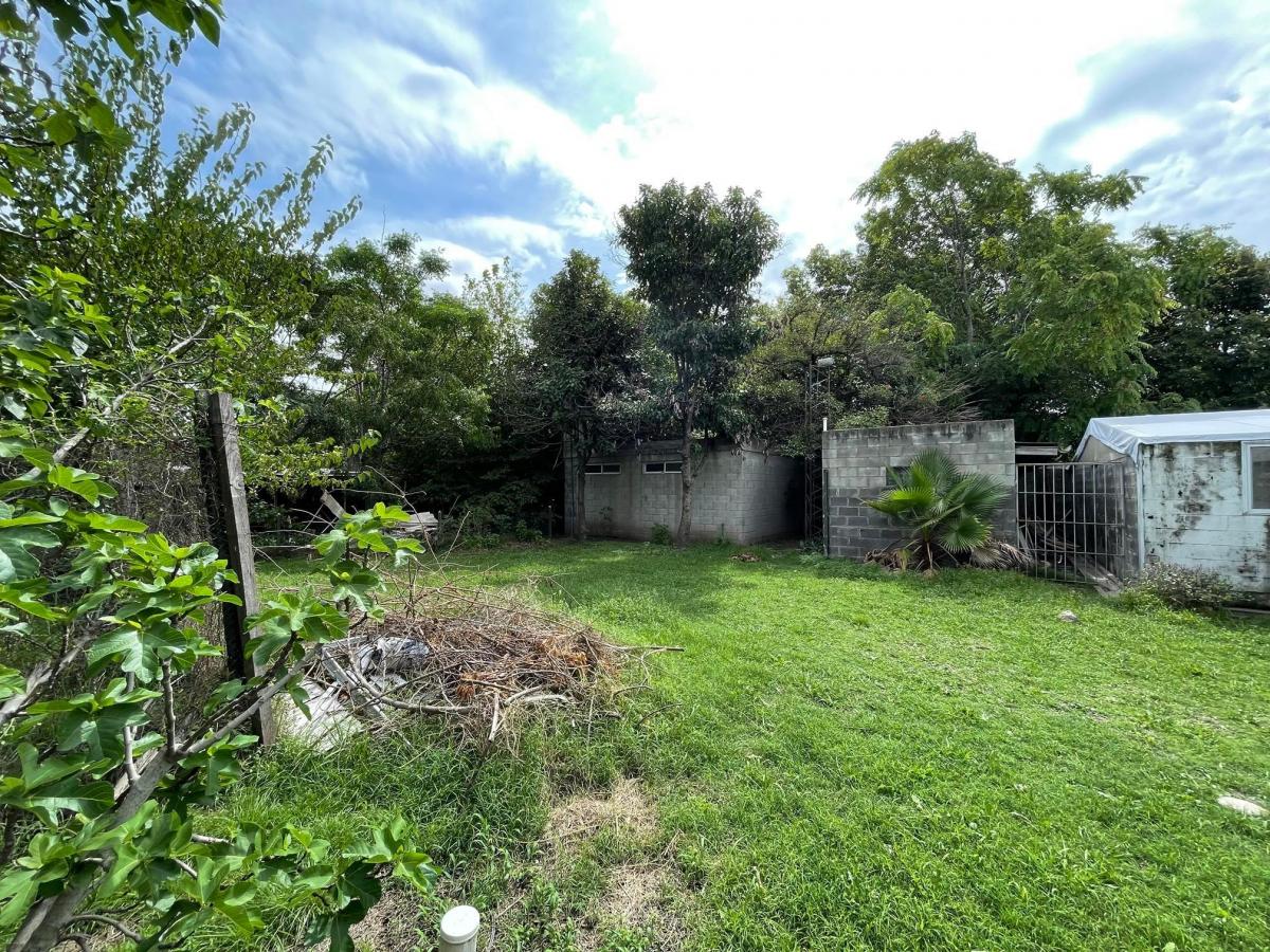 Casa Quinta Belgrano 2500 / Terreno de 1400 m² / Construidos 300 m², Pileta 1