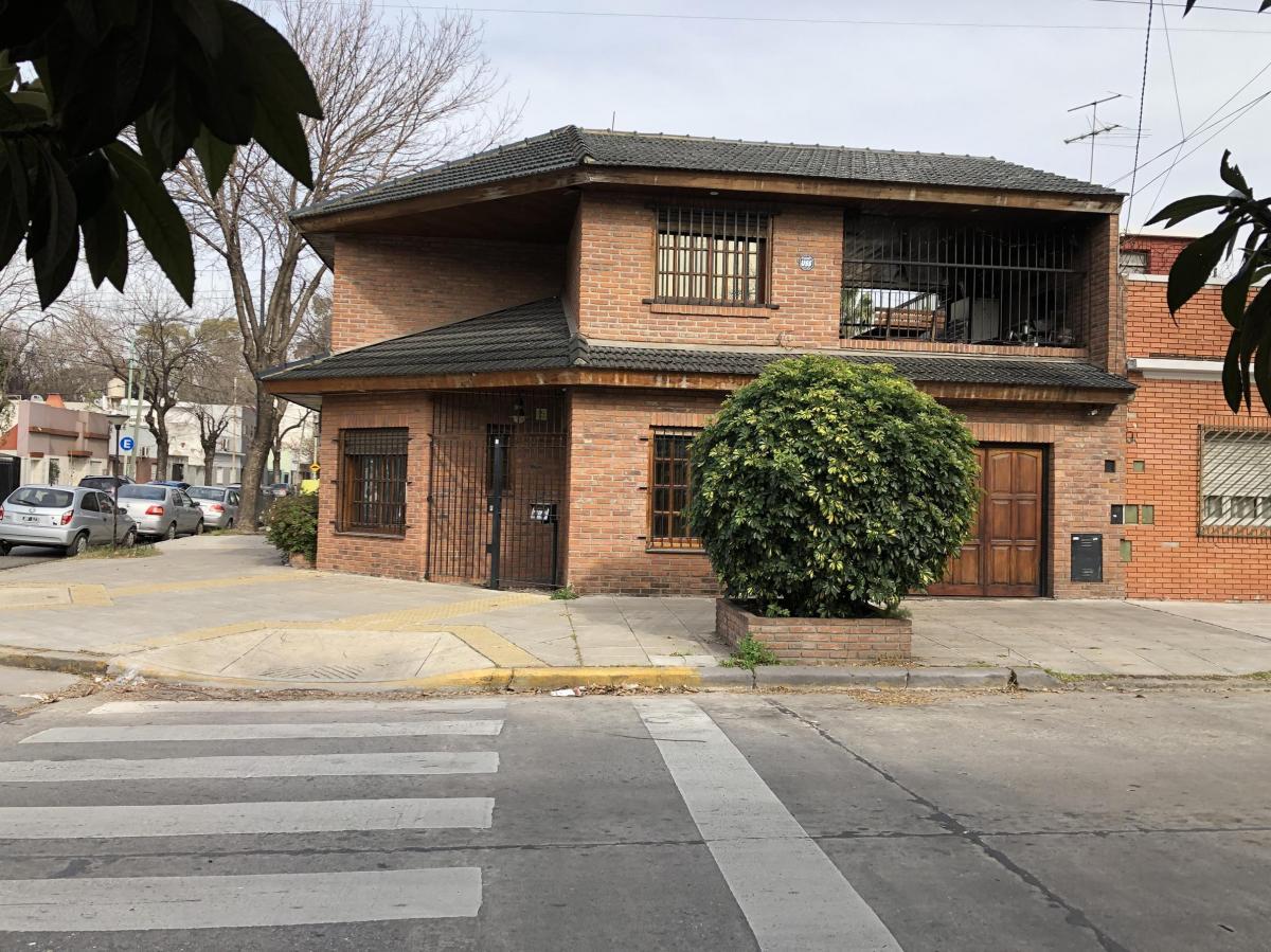 Margariño Cervantes 5500, Cap. Fed/ Chalet 4 Ambientes/ Garage/ Patio/quincho 5