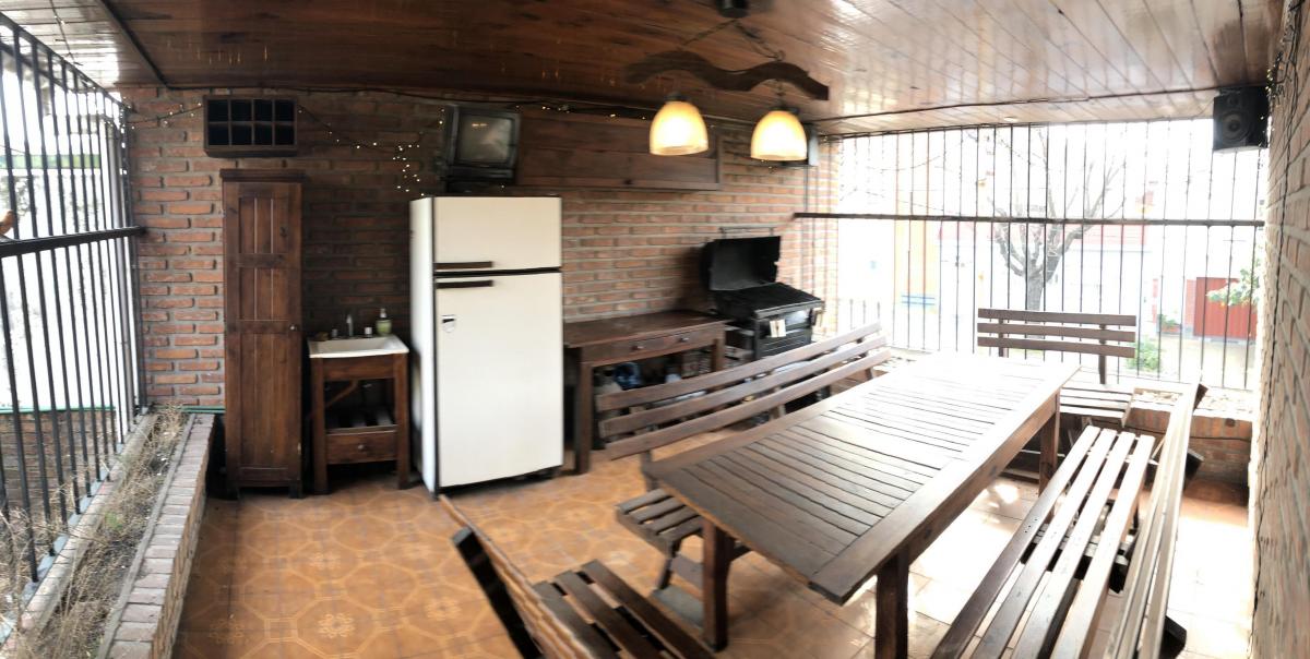 Margariño Cervantes 5500, Cap. Fed/ Chalet 4 Ambientes/ Garage/ Patio/quincho 4