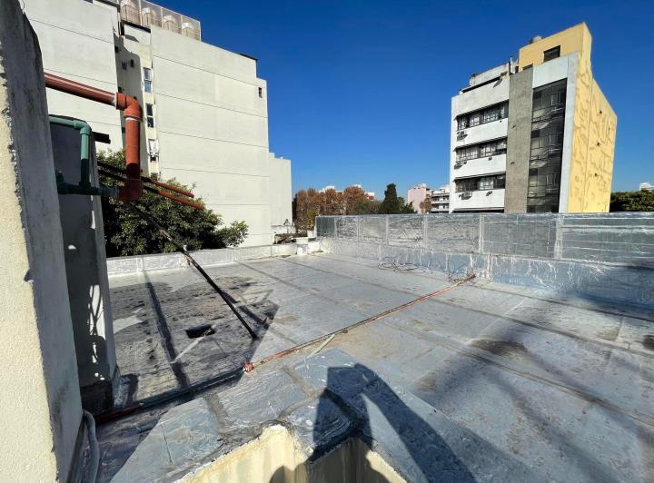 Bonifacini 1700, San Martin, local 225M2, Excel estado apto todo destino  3