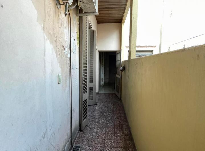 Wenceslao Villafañe 300, CABA / PH 4 amb/ patio / terraza/ balcón a la calle u$s 120.000