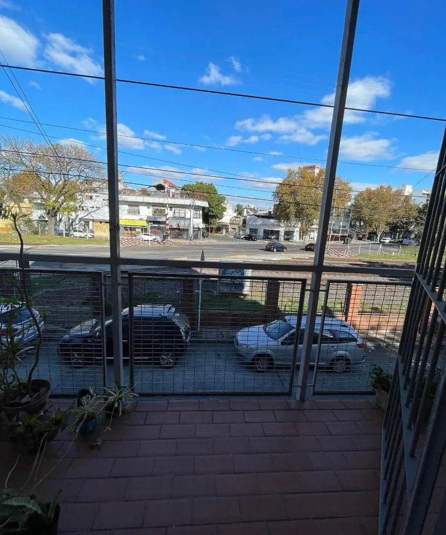 Departamento 3 ambientes Ricardo Gutierrez 3700/ Villa Devoto 70 m2 / u$s 125.000 5