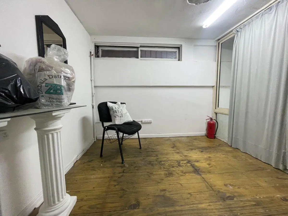 Libertad 900, CABA / Venta local en galería Excel ubicación / u$s 14.000 4