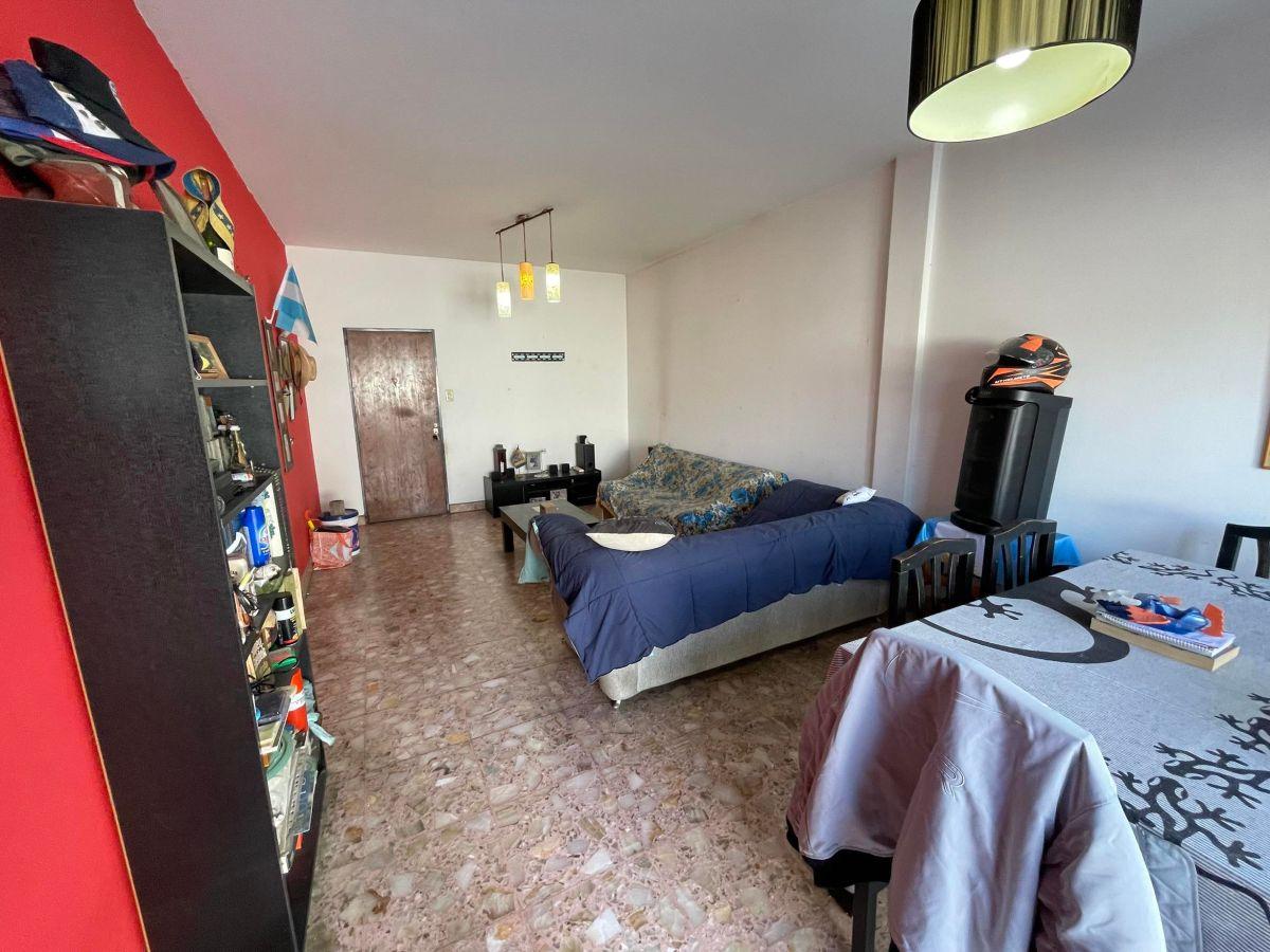 Foto de PH 3 ambientes venta/ Directorio 4900, CABA/ patio / terraza/ 2 baños /, imagen 3