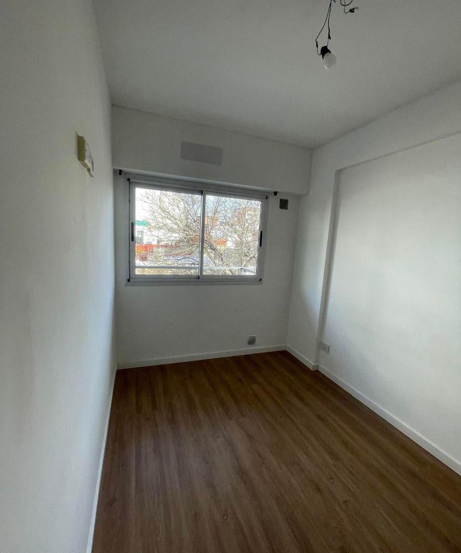 Foto de Alquiler departamento 2 ambientes / Camarones 2015, CABA/ Balcon a la, imagen 4