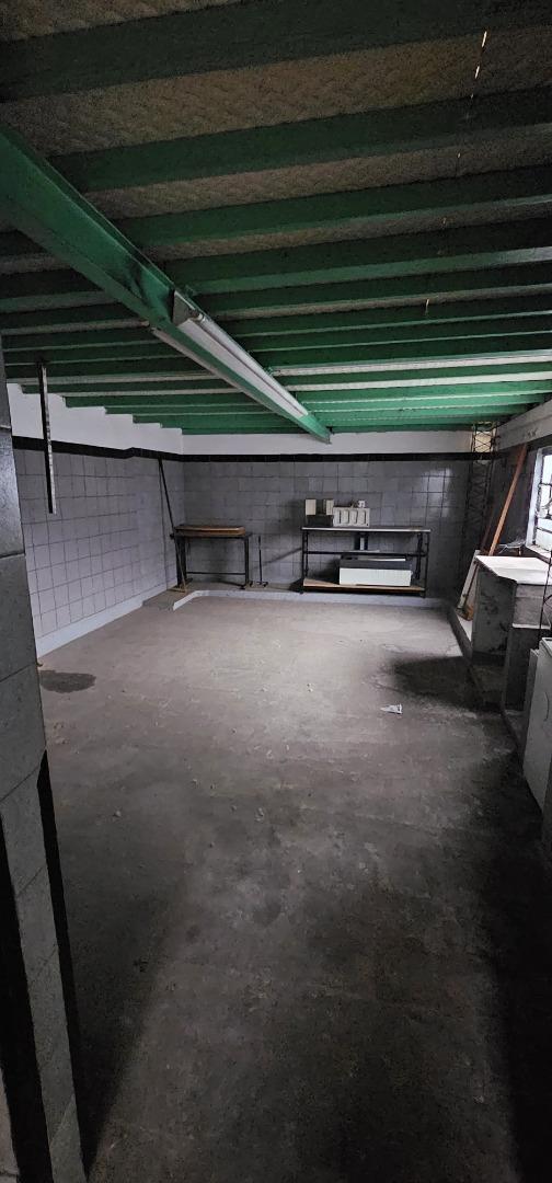 GALPON/ DEPOSITO/ OFICINA EN VENTA EN LOTE PROPIO