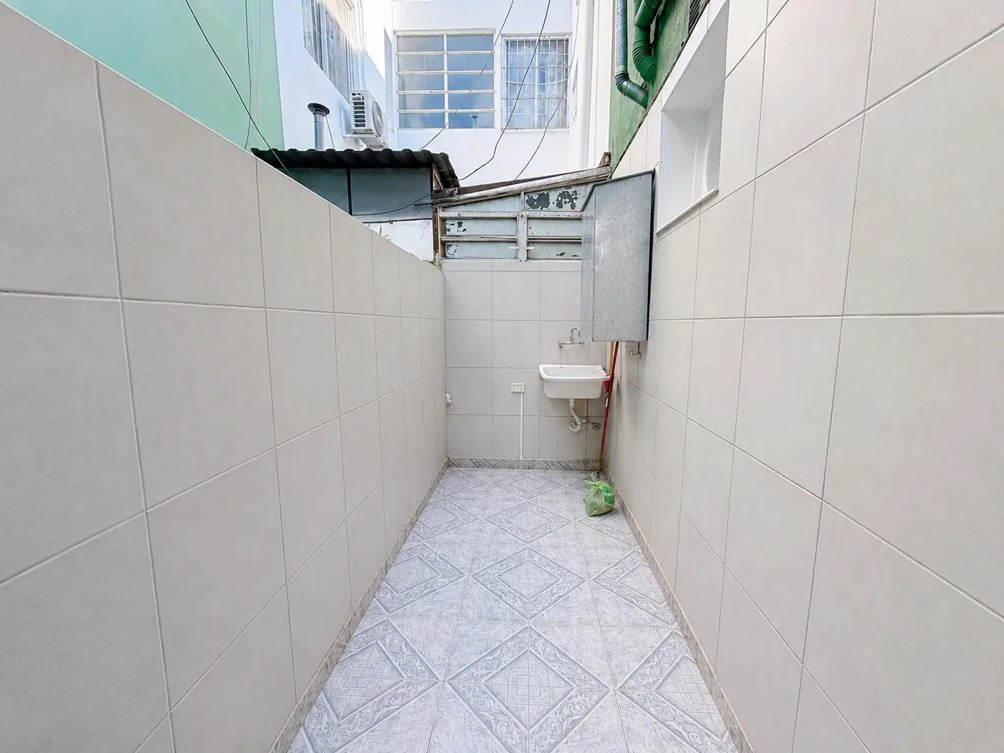 Departamento de 2 ambientes con dos patios 2