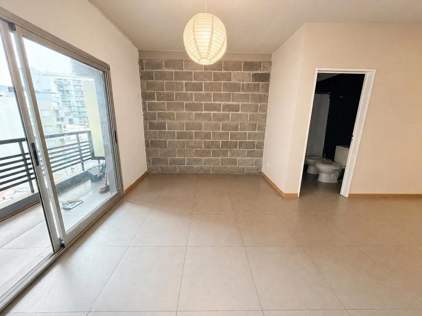 Departamento de 2 ambientes con Balcón y Sum 5