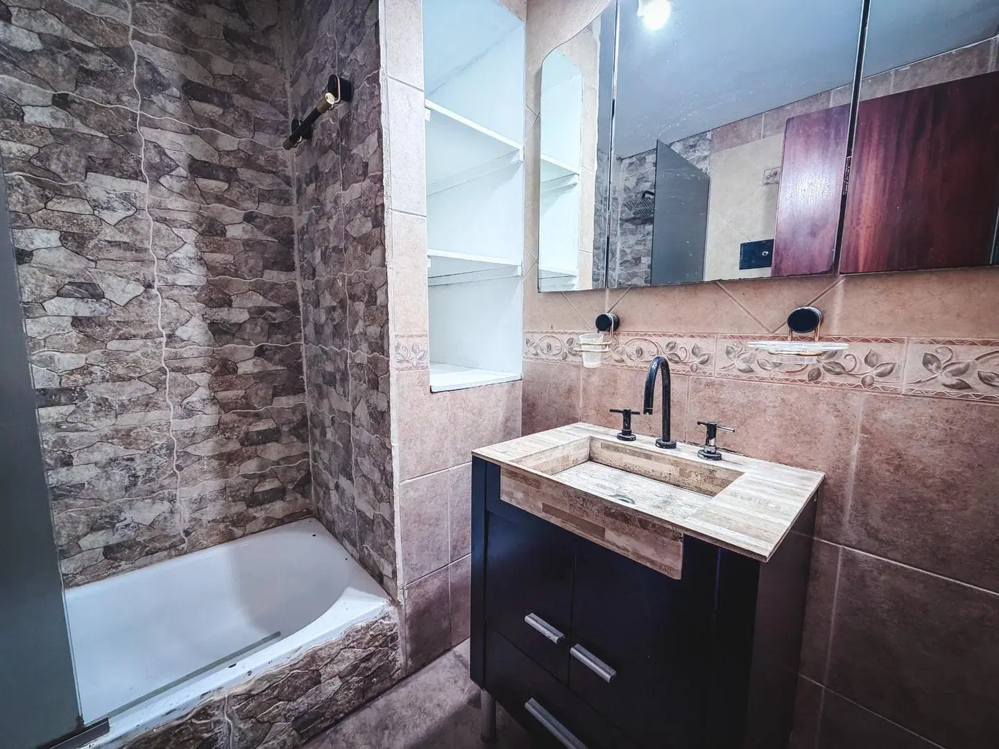CASA 5 AMBIENTES - USO PROFESIONAL Y/O COMERCIAL 8