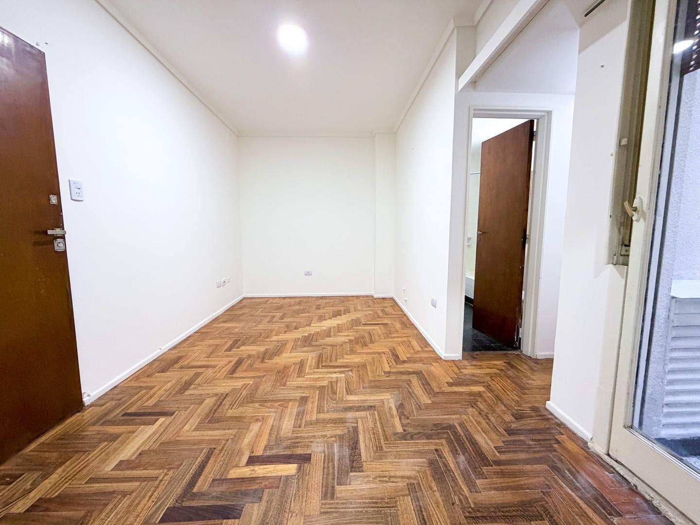 Foto de Departamento de 2 ambientes con patio, imagen 4