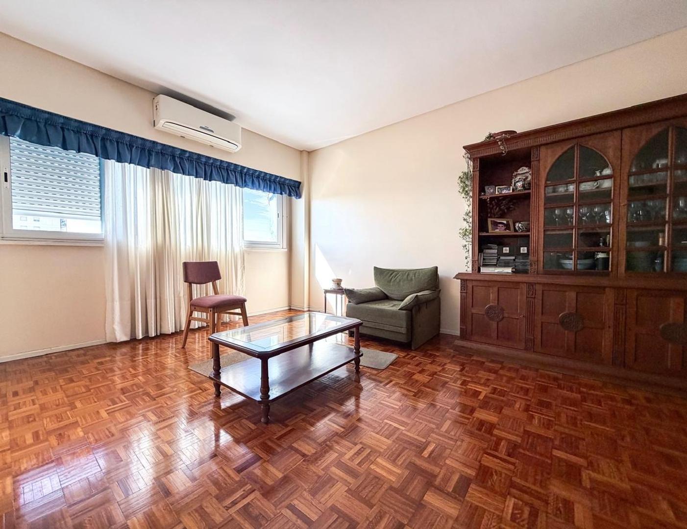 Foto de Departamento 4 ambientes con balcón, imagen 1