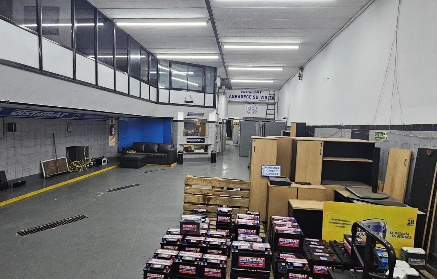 Foto de GALPON/ DEPOSITO/ OFICINA EN VENTA EN LOTE PROPIO, imagen 2
