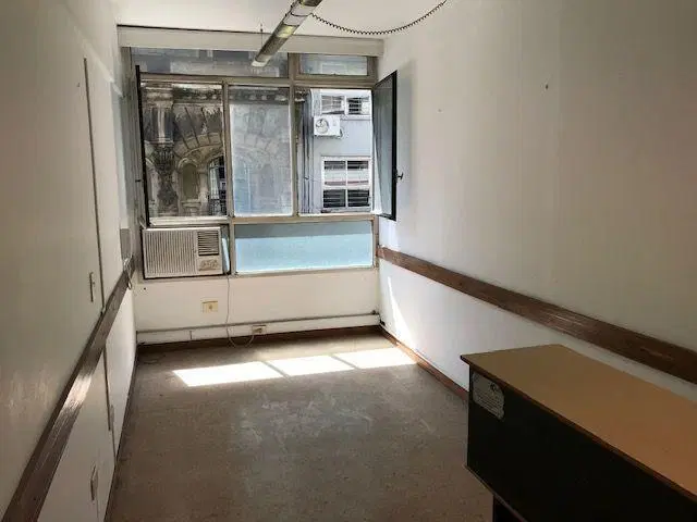 OFICINAS EN VENTA - LAVALLE Y PARANA 3