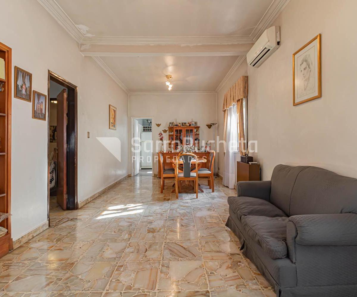 Foto de Venta Casa 5 ambientes en Haedo Sur, imagen 2