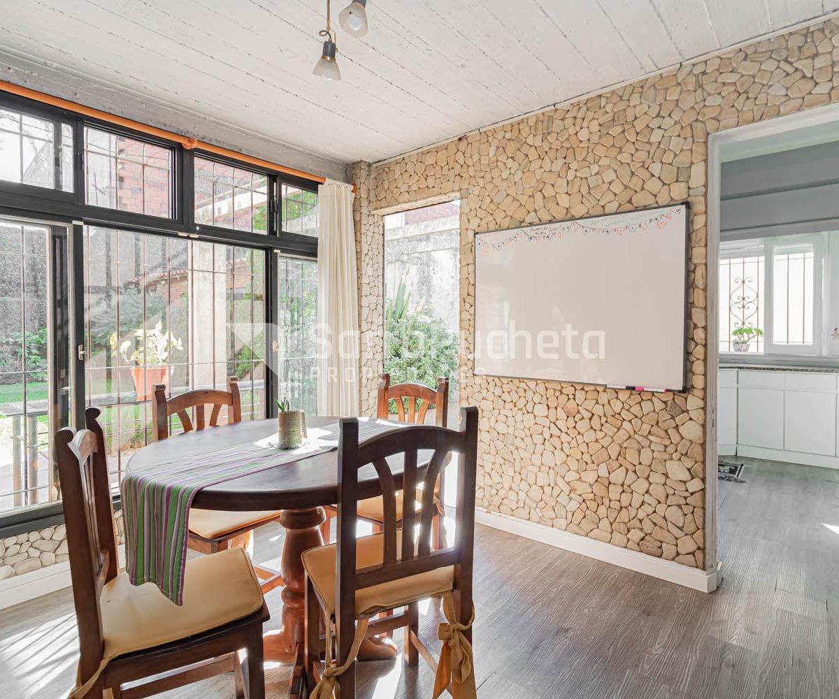 Venta Casa 5 ambientes en Haedo Sur