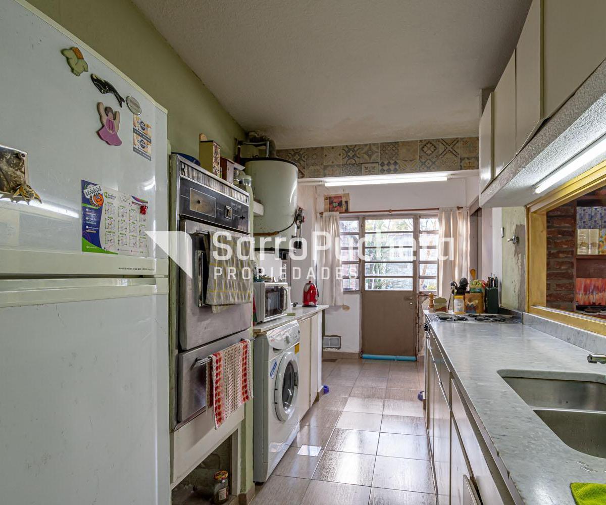 Venta casa 3 ½ ambientes en Castelar.