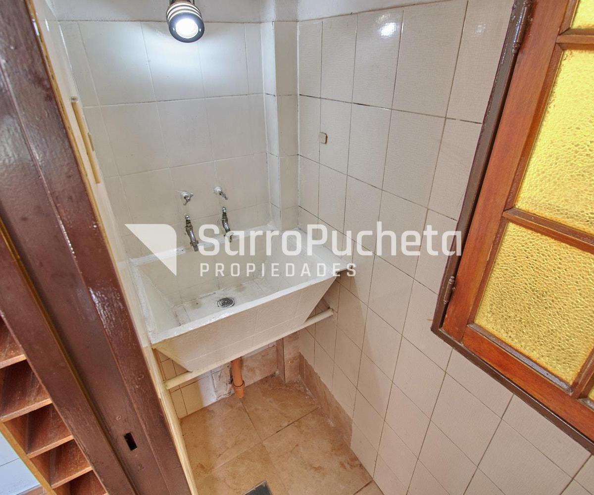 Venta Triplex 4 Ambientes con Gran Quincho y Terraza en Haedo. 5