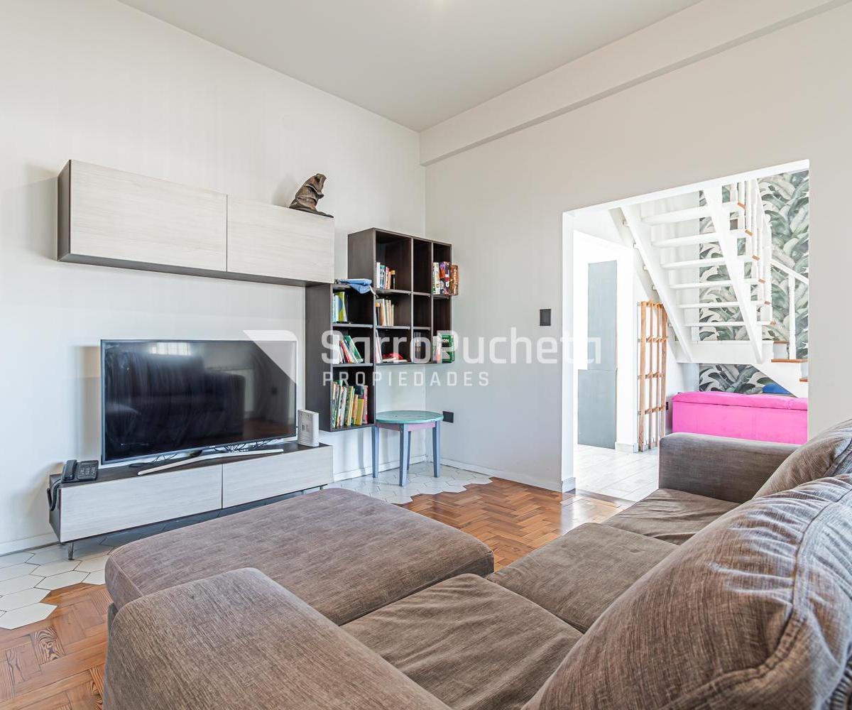 Venta Casa 5 Ambientes con Piscina y Cochera en Haedo. 2