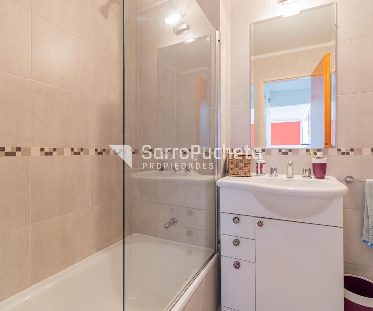 Venta Departamento Semipiso 4 Ambientes con Balcón Terraza y Cochera en Morón. 2