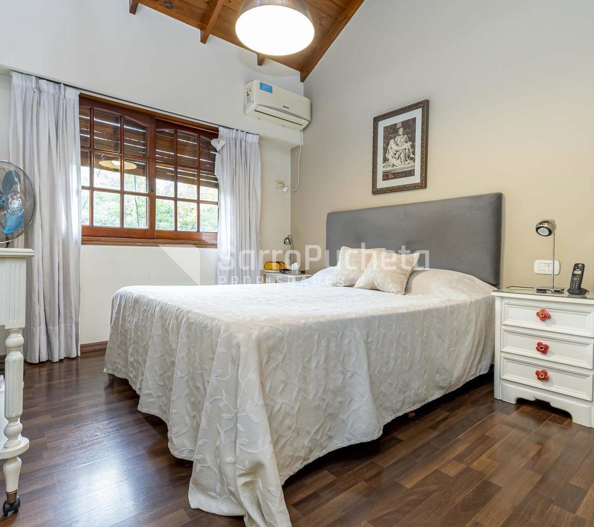 Venta Casa 4 Ambientes con Jardín y Piscina en Morón. 5