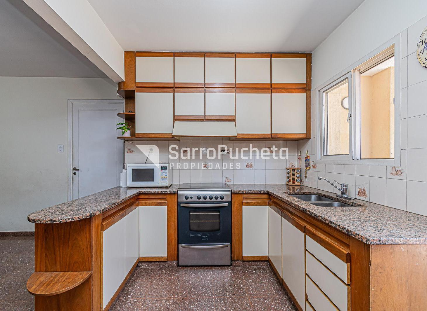 Foto de Venta casa 5 ambientes con jardin en Ramos Mejia, imagen 3