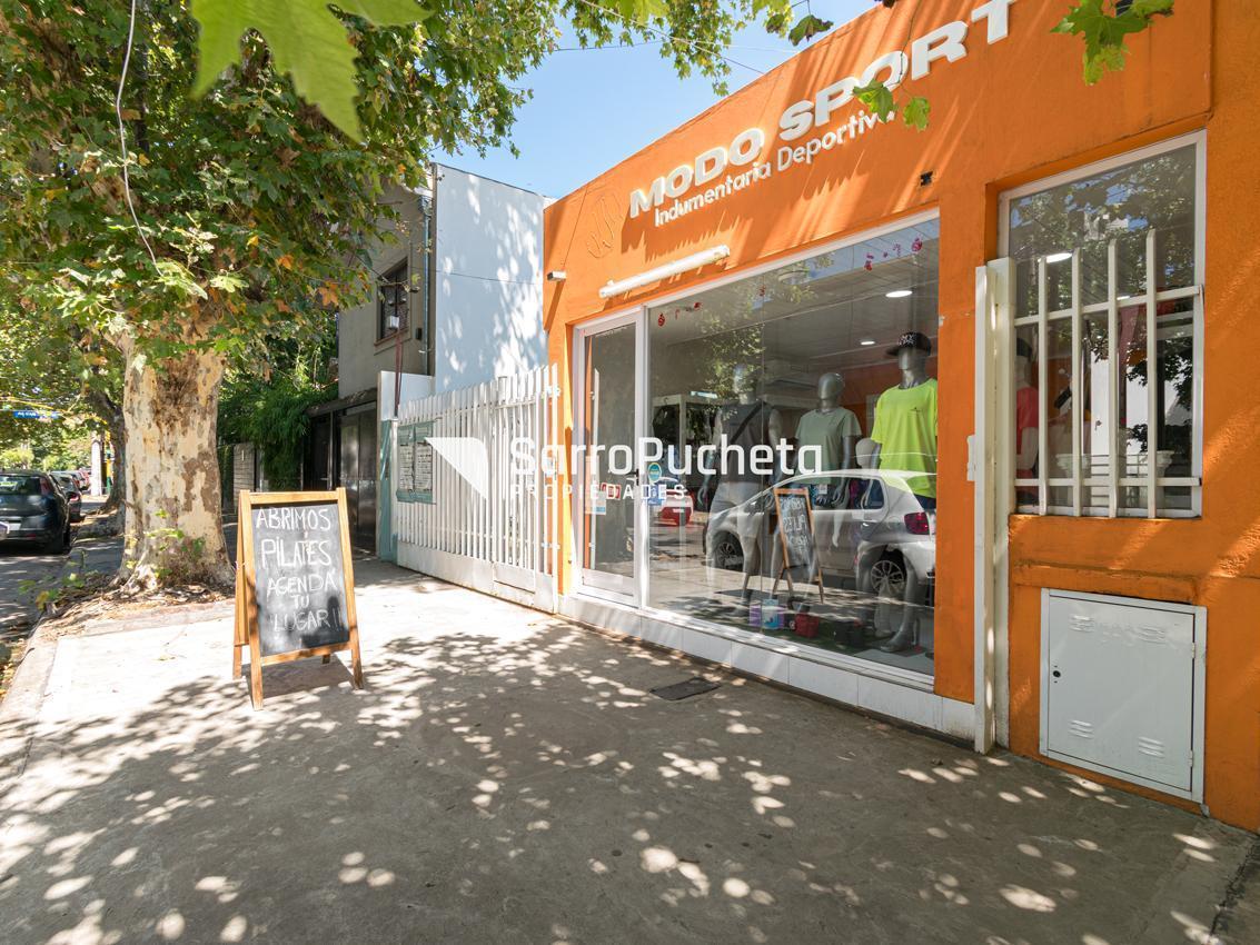 Venta casa 4 ambientes con local al frente en Ramos Mejia