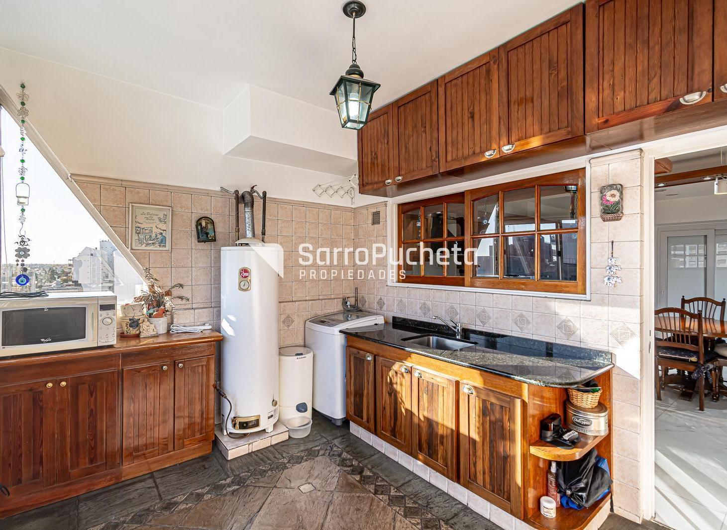 Foto de Venta departamento 4 ambientes al frente con cochera en Ramos Mejía, imagen 2
