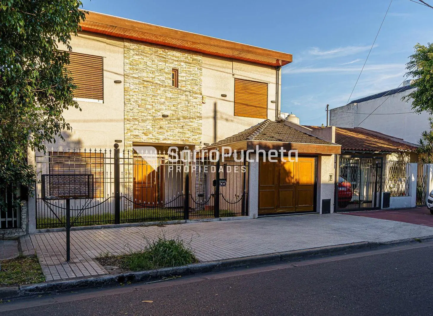 Venta casa 5 ambientes en Villa Luzuriaga 2