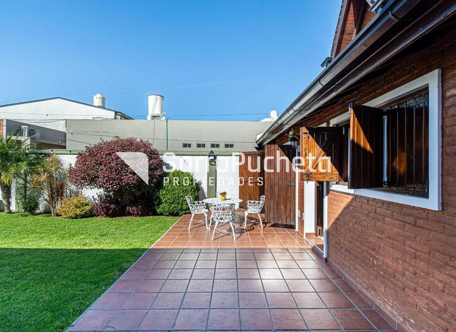 Venta casa 5 ambientes con piscina, parque y quincho en Haedo Sur 5