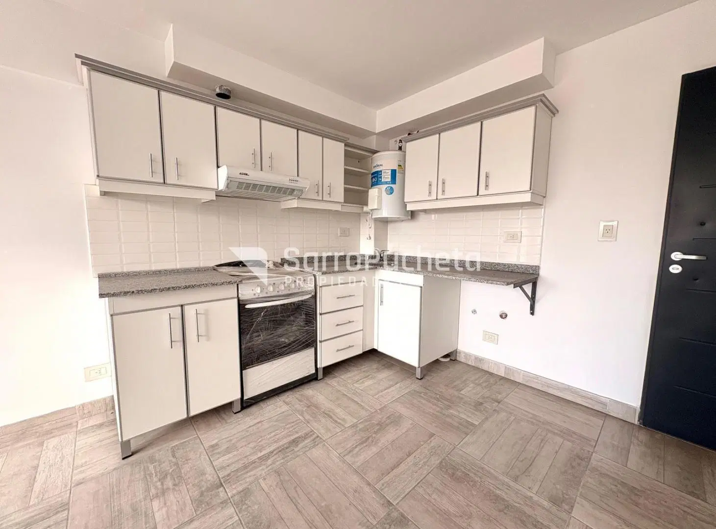 Venta departamento 2 ambientes a estrenar con cochera cubierta en Morón Sur 4