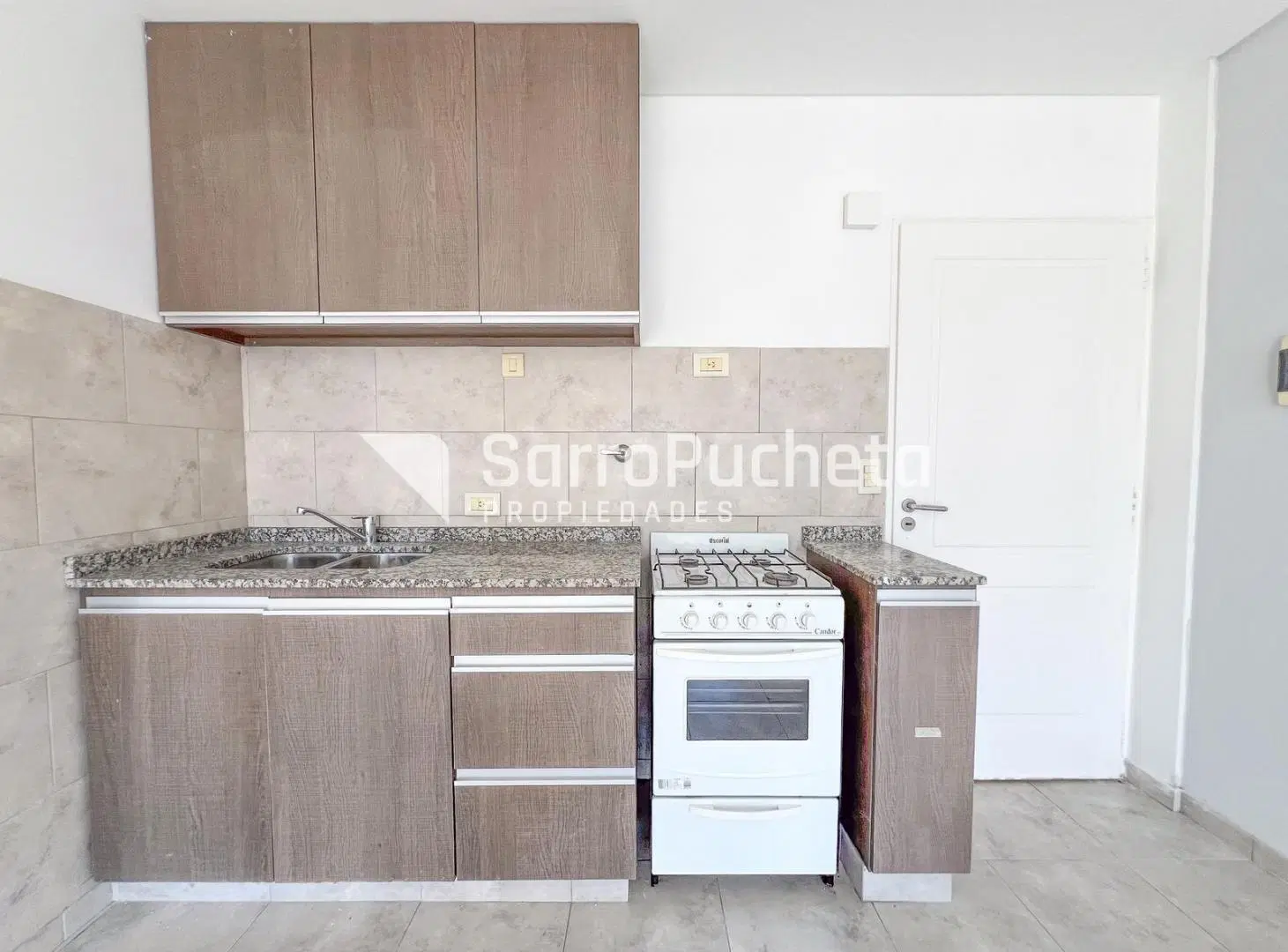 Venta departamento 2 ambientes con cochera en Moron Sur 3