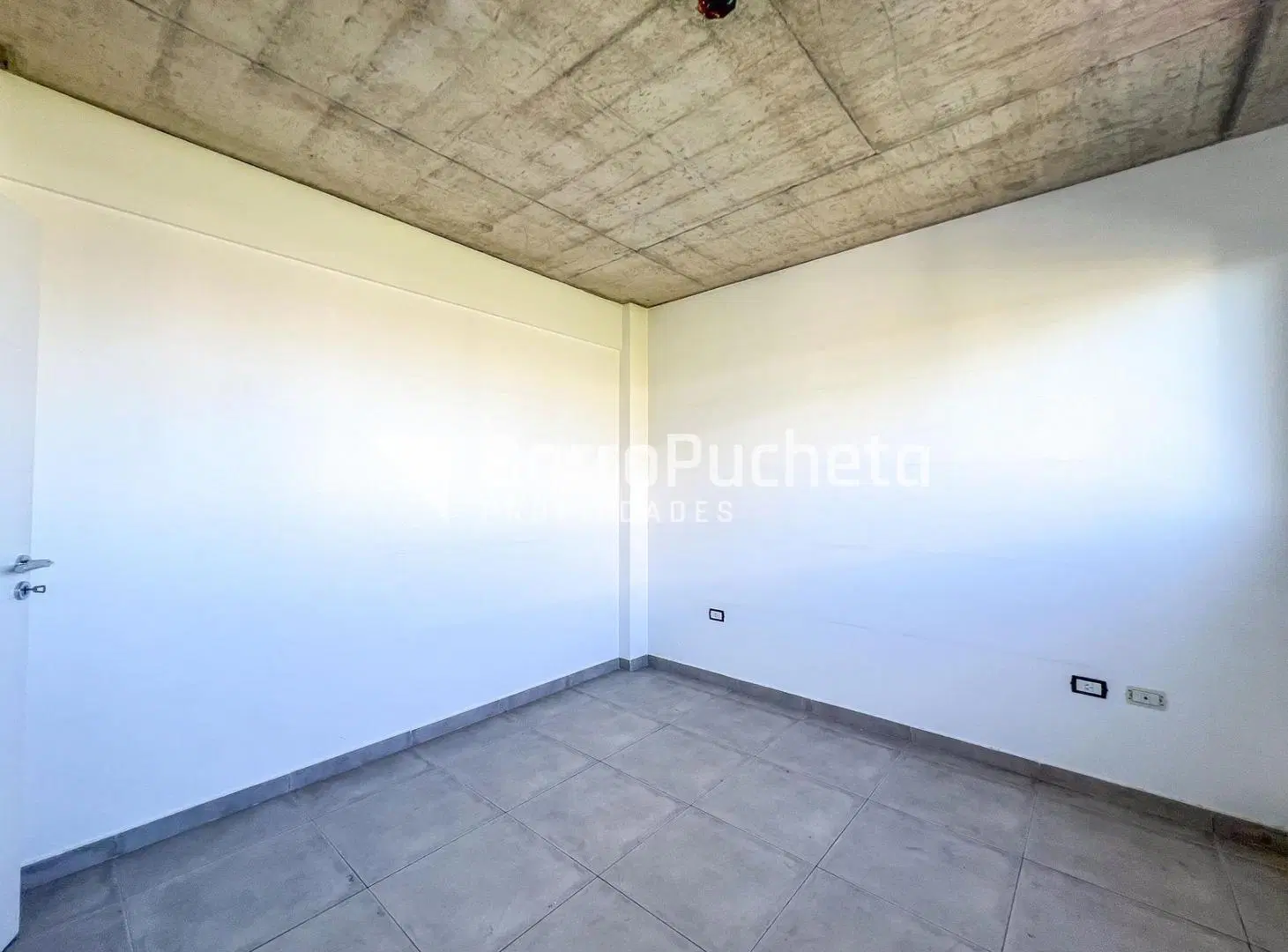 Venta departamento 2 amb en Moron Sur (6ºB) 2