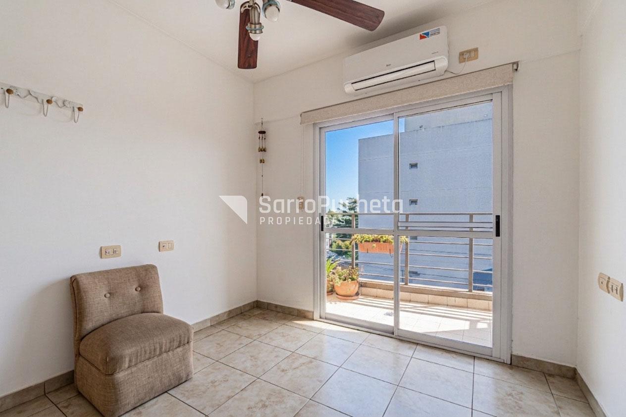 Venta departamento 3 ambientes en Haedo Norte.