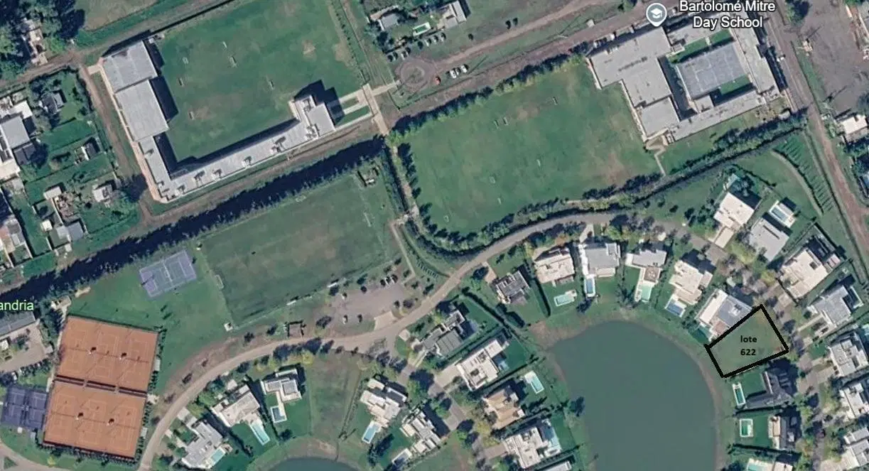 Lote de 1.013,80 m² con fondo a laguna en Terravista 2